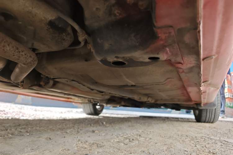 Used Roewe 350 2012 1.5L Manual New Year Special Value Edition Chassis Rear Right