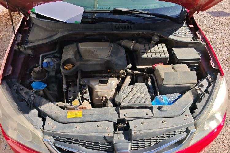 Used Roewe 350 2012 1.5L Manual New Year Special Value Edition Engine Bay
