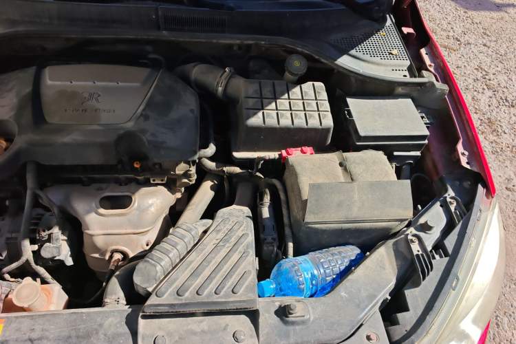 Used Roewe 350 2012 1.5L Manual New Year Special Value Edition Engine Bay Left