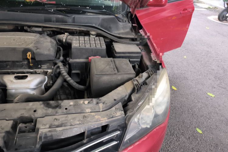 Used Roewe 350 2012 1.5L Automatic New Year Special Value Edition Engine Bay Left