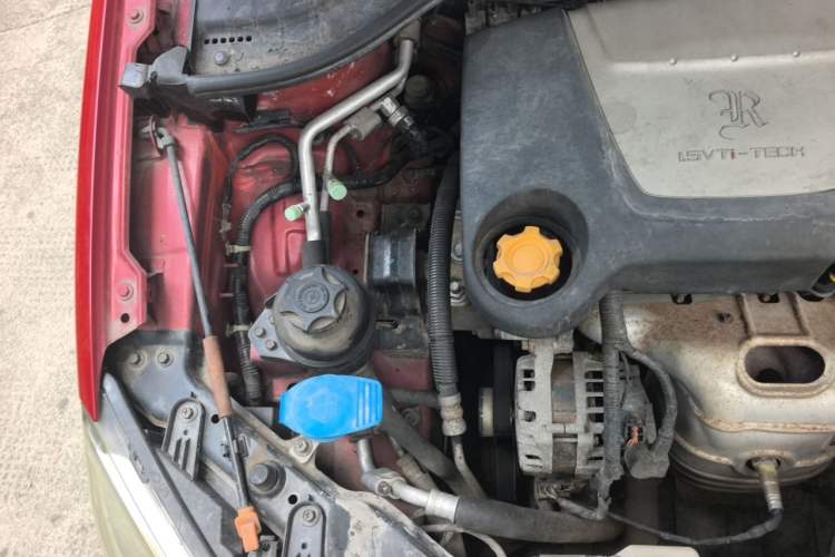 Used Roewe 350 2012 1.5L Automatic Smart Value Edition Engine Bay Right
