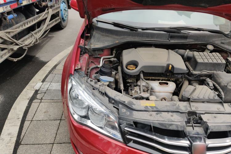 Used Roewe 350 2012 1.5L Automatic Smart Value Edition Engine Bay Right
