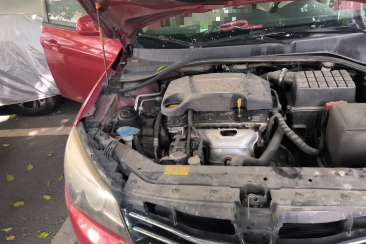 Used Roewe 350 2012 1.5L Automatic New Year Special Value Edition Engine Bay Right