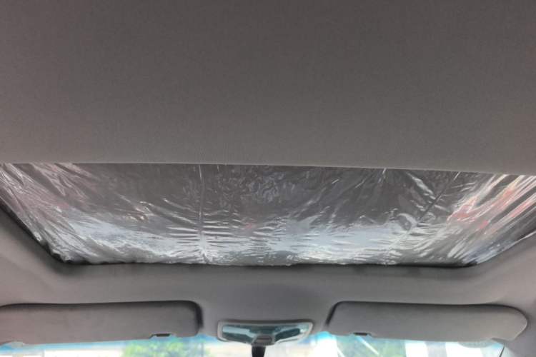 Used Roewe 350 2012 1.5L Automatic Smart Value Edition Headliner