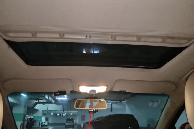 Used Roewe 350 2012 1.5L Automatic Smart Value Edition Headliner