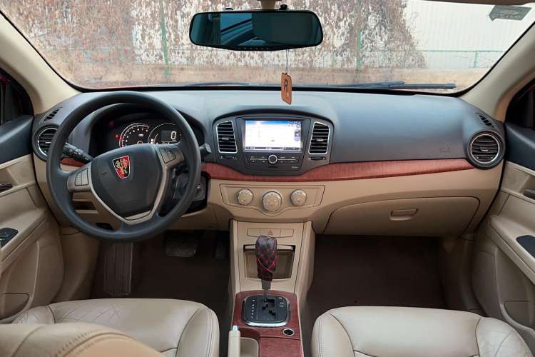 Used Roewe 350 2012 1.5L Automatic Smart Value Edition Interior 3
