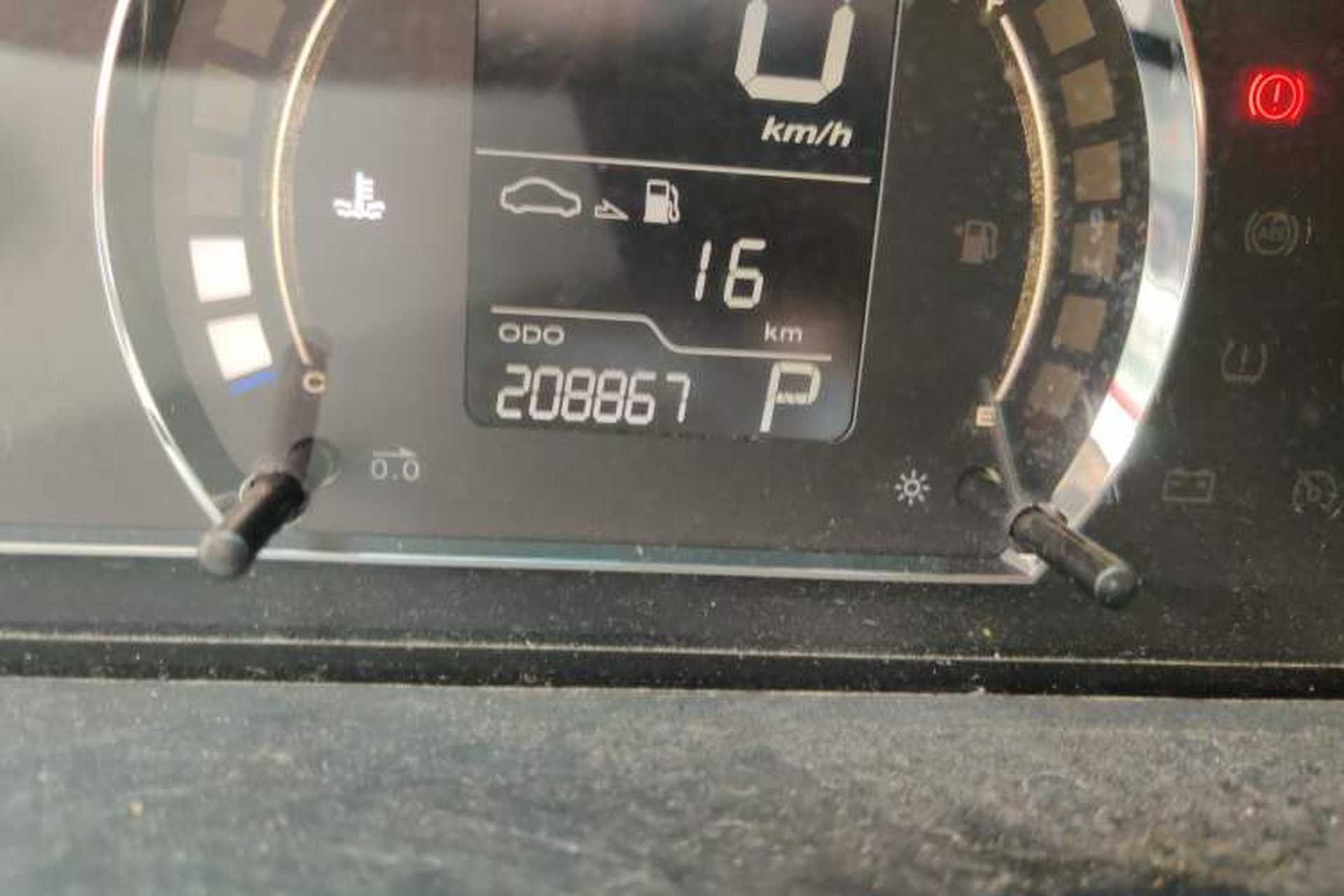Used Roewe 350 2012 1.5L Automatic Smart Value Edition Odometer Close Up