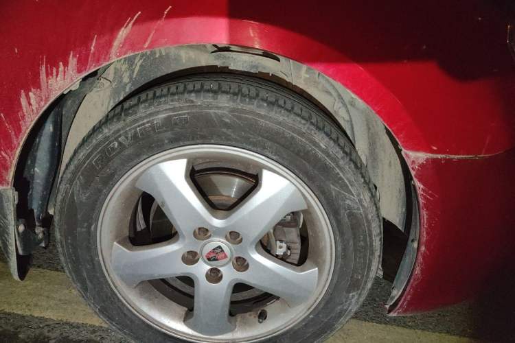 Used Roewe 350 2012 1.5L Automatic New Year Special Value Edition Right Front Wheel Hub