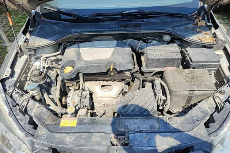 Used Roewe 350 2012 1.5L Automatic Smart Value Edition Engine Bay