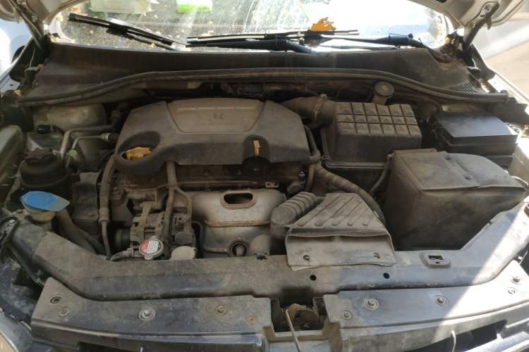 Used Roewe 350 2012 1.5L Automatic Smart Value Edition Engine Bay