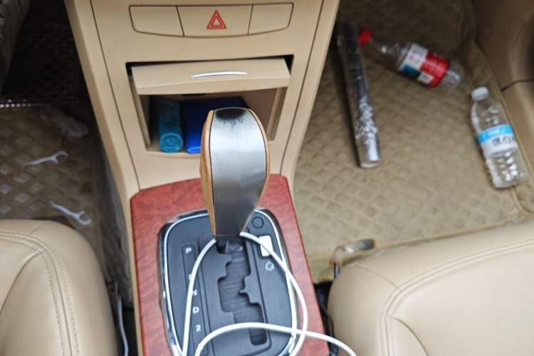 Used Roewe 350 2012 1.5L Automatic Smart Value Edition Gear Lever