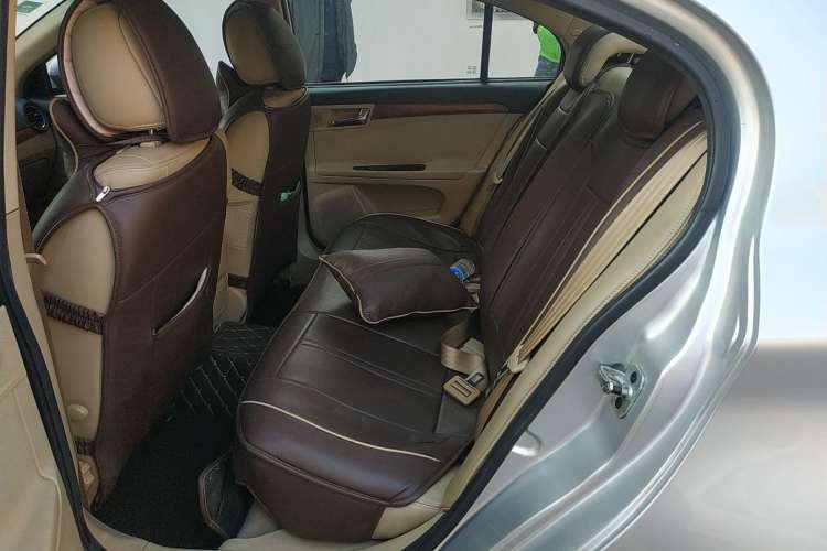 Used Roewe 350 2012 1.5L Automatic Smart Value Edition Left Rear Seat