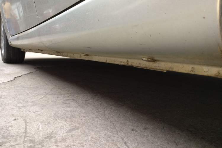 Used Roewe 350 2012 1.5L Manual Smart Value Edition Left Side Sill