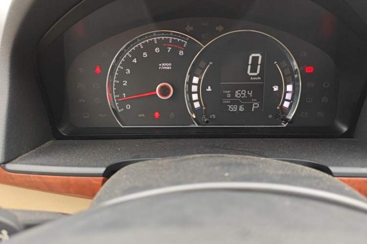 Used Roewe 350 2012 1.5L Automatic Smart Value Edition Odometer Close Up