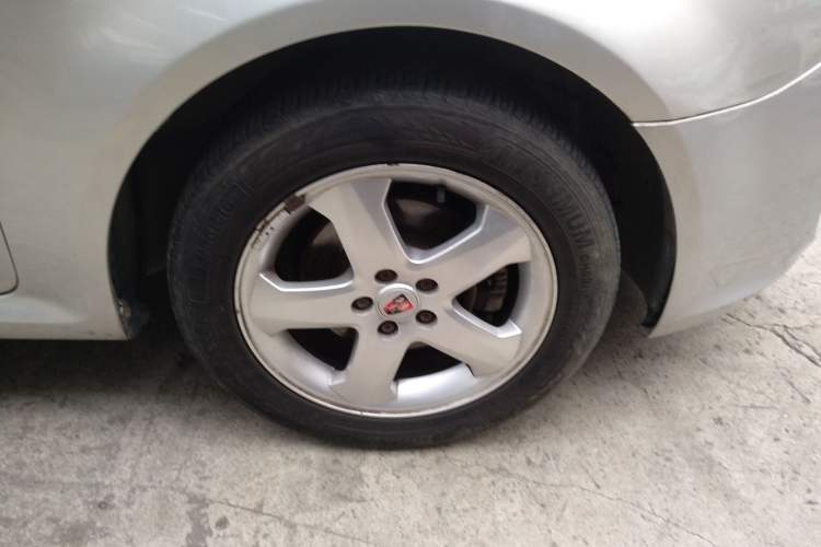 Used Roewe 350 2012 1.5L Manual Smart Value Edition Right Front Wheel Hub