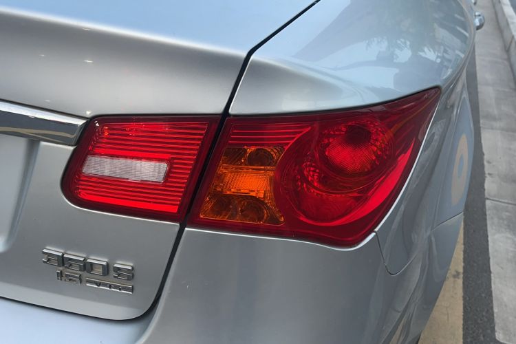 Used Roewe 350 2012 1.5L Manual Smart Value Edition Right Rear Taillight