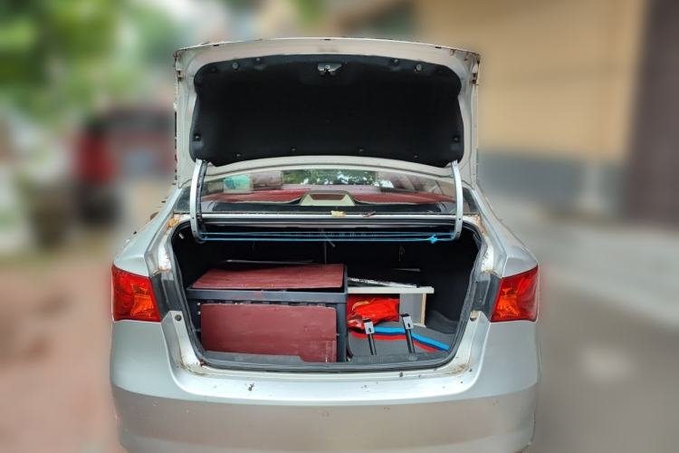 Used Roewe 350 2012 1.5L Manual Smart Value Edition Trunk