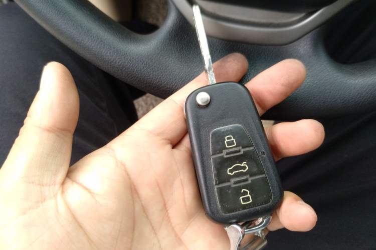 Used Roewe 350 2012 1.5L Manual Smart Value Edition Vehicle Key