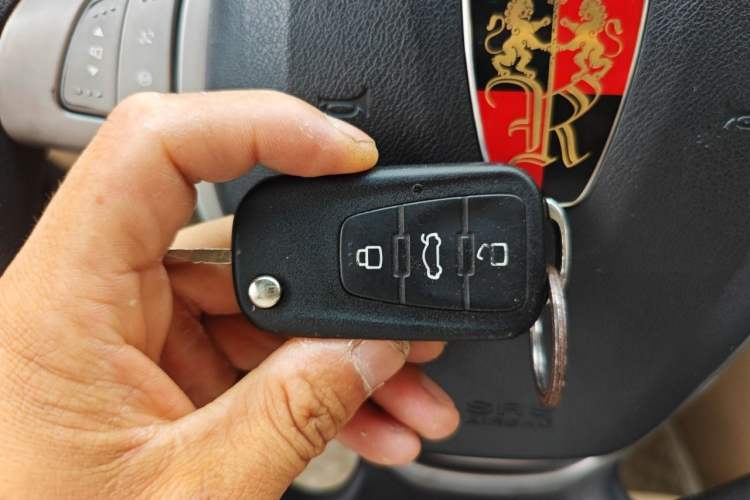 Used Roewe 350 2012 1.5L Automatic Smart Value Edition Vehicle Key