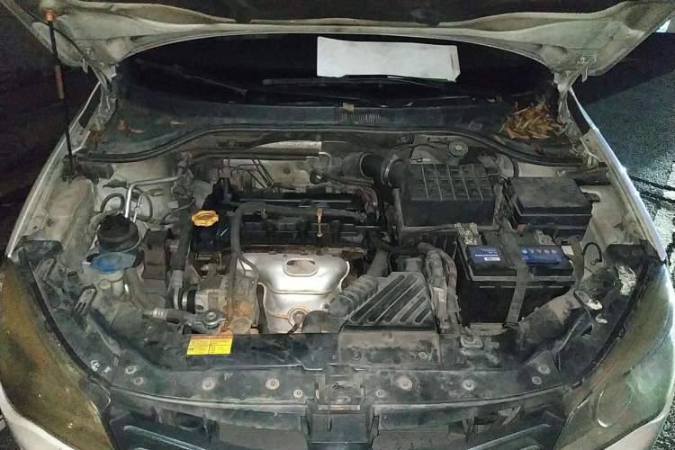 Used Roewe 350 2012 1.5L Automatic Smart Value Edition Engine Bay