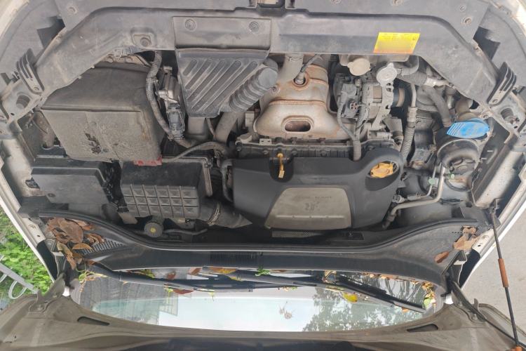 Used Roewe 350 2012 1.5L Automatic Smart Value Edition Engine Bay
