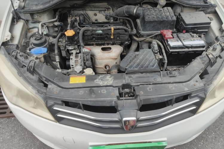 Used Roewe 350 2012 1.5L Manual New Year Special Value Edition Engine Bay