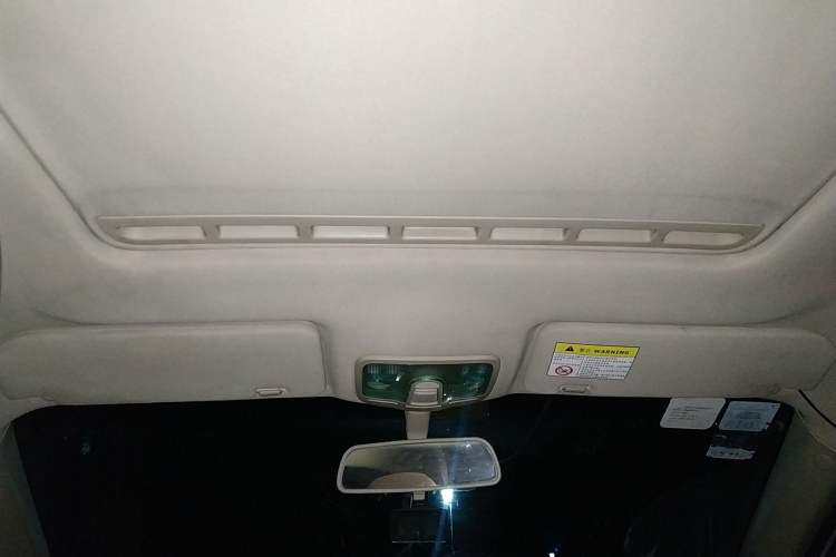 Used Roewe 350 2012 1.5L Automatic Smart Value Edition Headliner