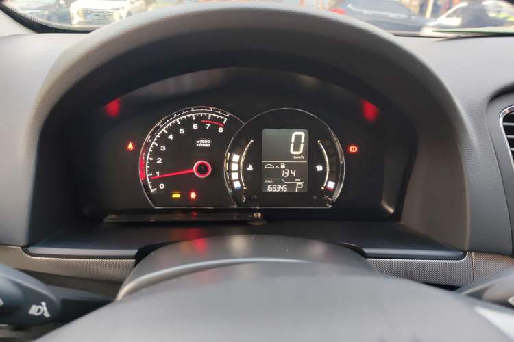 Used Roewe 350 2012 1.5L Automatic Smart Value Edition Instrument Cluster