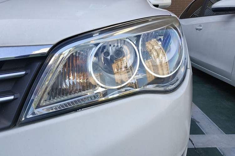 Used Roewe 350 2012 1.5L Manual Smart Value Edition Left Front Headlight