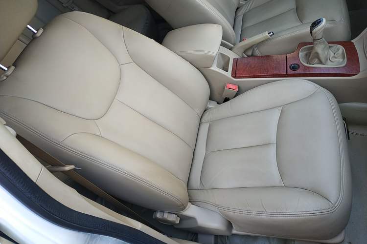 Used Roewe 350 2012 1.5L Manual Smart Value Edition Right Front Seat