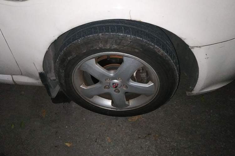 Used Roewe 350 2012 1.5L Automatic Smart Value Edition Right Front Wheel Hub