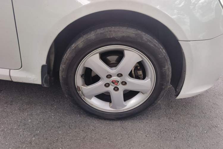 Used Roewe 350 2012 1.5L Manual Smart Value Edition Right Front Wheel Hub