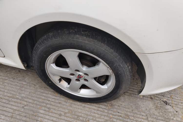 Used Roewe 350 2012 1.5L Automatic Smart Value Edition Right Front Wheel Hub