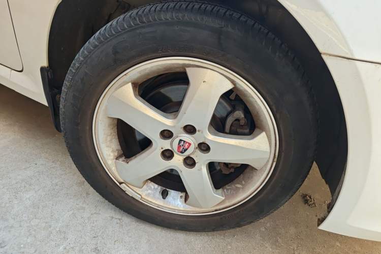 Used Roewe 350 2012 1.5L Automatic Smart Value Edition Right Front Wheel Hub