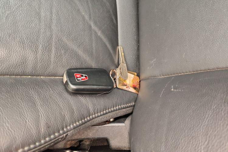 Used Roewe 350 2012 1.5L Automatic Smart Value Edition Vehicle Key