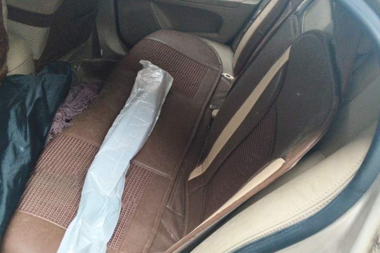 Used Roewe 350 2012 1.5L Automatic New Year Special Value Edition Left Rear Seat