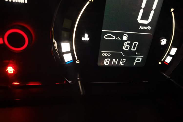 Used Roewe 350 2012 1.5L Automatic Smart Value Edition Odometer Close Up