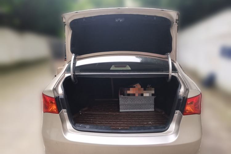 Used Roewe 350 2012 1.5L Automatic Smart Value Edition Trunk