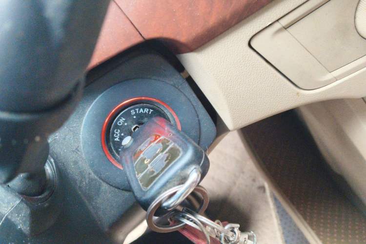 Used Roewe 350 2012 1.5L Automatic New Year Special Value Edition Vehicle Key