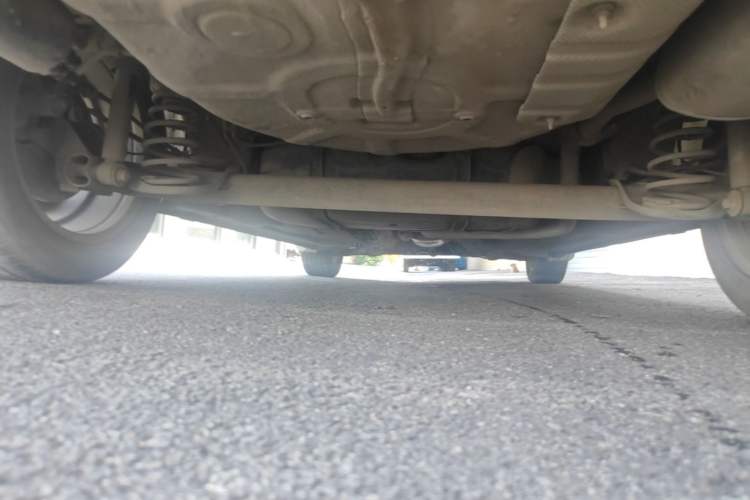 Used Roewe 350 2013 350S 1.5L Manual Xunchi Edition Chassis Rear