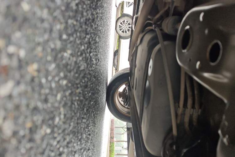 Used Roewe 350 2013 350S 1.5L Manual Xunchi Edition Chassis Rear