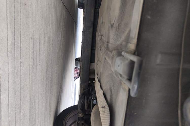 Used Roewe 350 2013 350S 1.5L Manual Xunchi Edition Chassis Rear