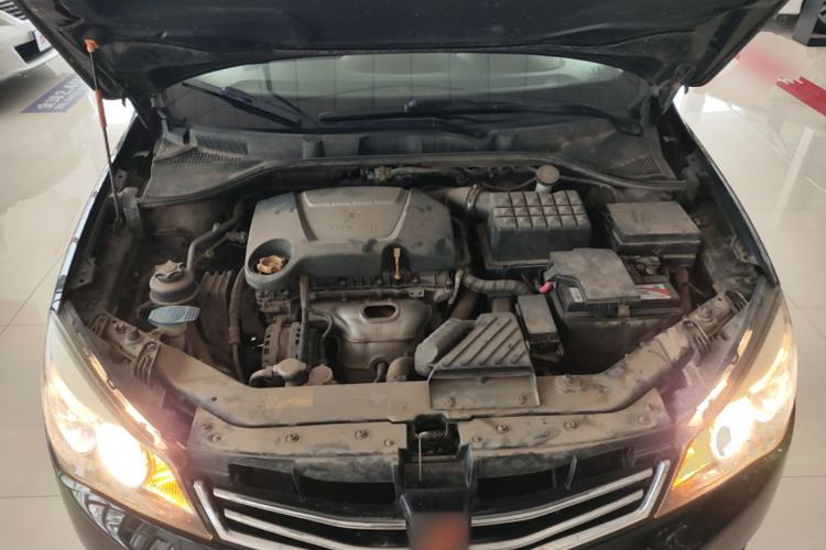 Used Roewe 350 2013 350S 1.5L Automatic Xunda Edition Engine Bay