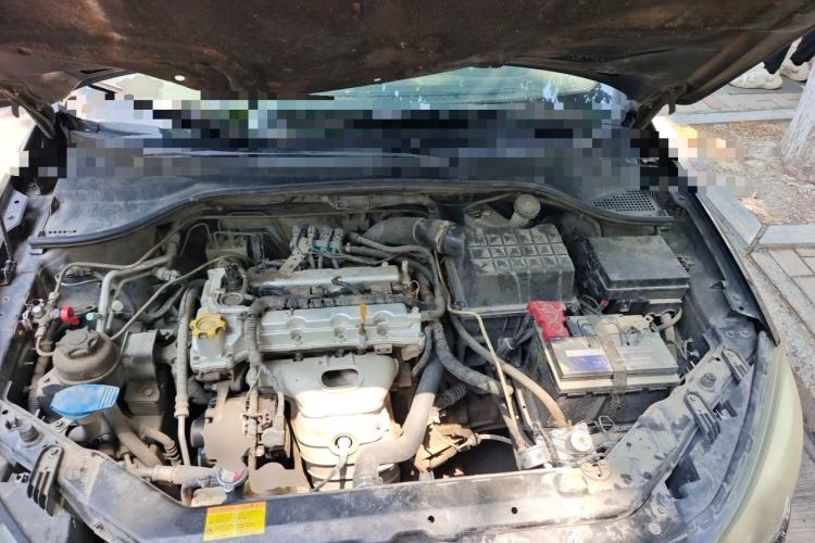 Used Roewe 350 2013 350C 1.5L Manual Swift Edition Engine Bay