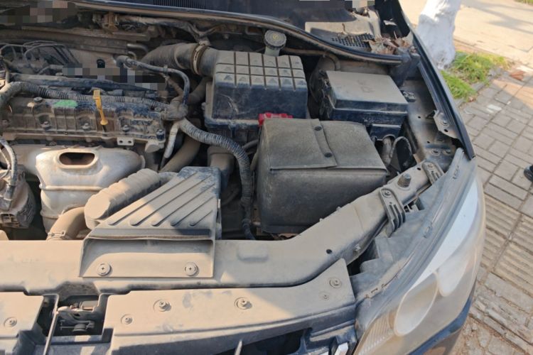 Used Roewe 350 2013 350S 1.5L Manual Xunchi Edition Engine Bay Left