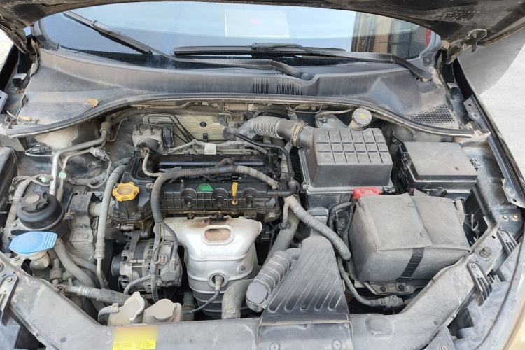 Used Roewe 350 2013 350S 1.5L Manual Xunchi Edition Engine Bay