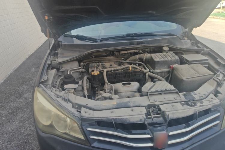 Used Roewe 350 2013 350S 1.5L Manual Xunchi Edition Engine Bay Right