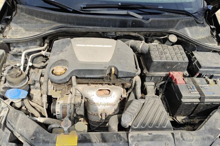 Used Roewe 350 2013 350C 1.5L Manual Swift Edition Engine Bay
