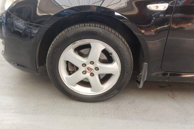 Used Roewe 350 2013 350C 1.5L Automatic Xunyue Edition Exterior 4
