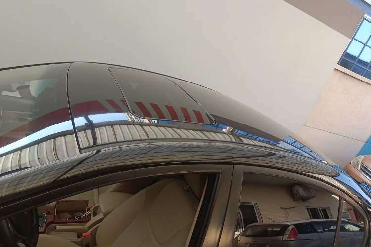 Used Roewe 350 2013 350C 1.5L Automatic Xunyue Edition Exterior 7